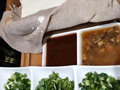 -东口码头·烧鸽子·鱼头泡饼·地方菜(金鹰悦城店)