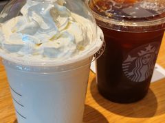 -星巴克(上海长宁来福士1F店)