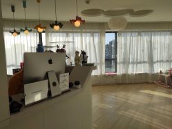 -E.L.K造型momopark店