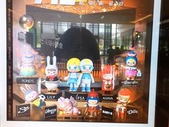 -泡泡玛特POPMART(武汉天地壹方店)