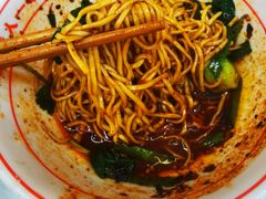 -叶伟胡辣壳面(两路口店)
