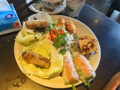 -大头虾越式风味餐厅(光明广场店)