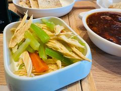 芹菜腐竹-华天二友居肉饼(宫门口店)