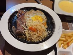 -豪客来牛排(空港华联店)