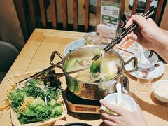 -荷花亭·湖北融合菜(十堰武商MALL店)