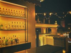 -Tipsy Bar•屋顶露台酒吧&水烟吧