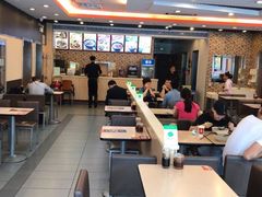 大堂-李先生牛肉面大王(上海站南广场店)