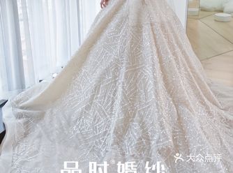 柔美与闪耀并举，性价比之王婚纱福州试纱