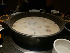 -煲宫猪肚鸡(昆山金鹰国际购物中心店)