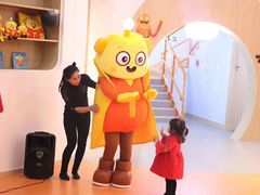 -小门牙好性格托育(北外滩中心)