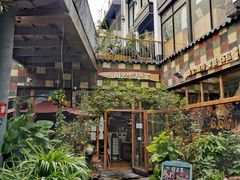 -泉乐坊步行街(烟酒特产平价超市店)