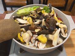 -小厨子私房菜·云南美食店