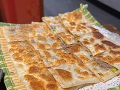 -乡土黄·鲜牛肉火锅·小龙虾(兴业街店)