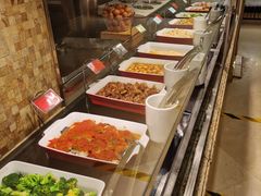 自助取餐区-咖啡苑自助餐厅·中国大饭店