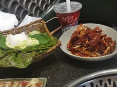 月梅酱辣蟹-草家酱蟹炭火烤肉店(珲春南路一店)