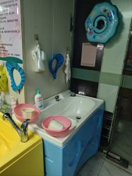 -小鸭先知婴儿游泳馆