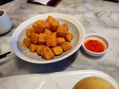 -蝴蝶里·粤菜·点心(滨江龙湖店)