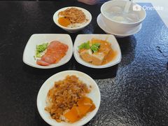 -胡须张鲁肉饭(美食文化馆店)