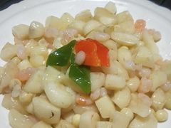 -吴越荣记苏州菜·松鼠桂鱼100%活鱼现做(斜塘老街店)