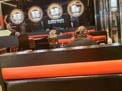 -胖哥俩肉蟹煲(杭州大厦中央广场店)