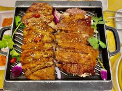 蒙古烤羊背-德乐海蒙餐