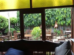 -Dash Teak House