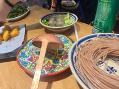 -洱火云南酸菜牛肉火锅(石景山当代商城店)