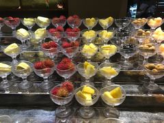 -雍和会海鲜姿造自助(湖东路店)