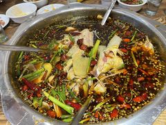 -乡土特色.冷锅鱼.牦牛肉汤锅