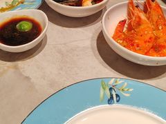 -雍容荟帝王蟹活龙虾展台自助(IFS黑金店)