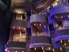 -交通银行前滩31演艺中心