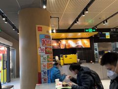-麦当劳(中山公园龙之梦店)
