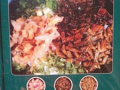 -八月美食小馆(银泰城总店)