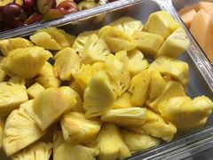 菠萝-老炳·七丛松甘草水果