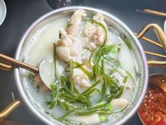 -何师烧烤·香辣蟹·川菜·30年老品牌(太古里旗舰店)