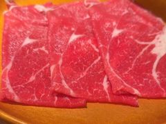 -牛YO寿喜烧·铁板烧和牛火锅自助(市府恒隆店)