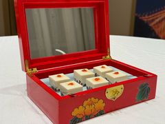 -品海楼·大连海胆锅贴馆(东港店)