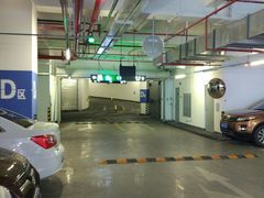 -189弄购物中心-地下停车场