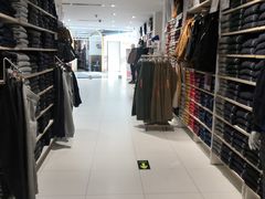 -优衣库(北京万柳华联购物中心店)