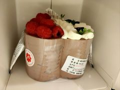 -花花卷卷·鲜食蛋糕(泉屋店)