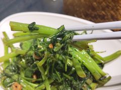 臭臭虾酱空心菜-Asianplus海蓝鸡饭