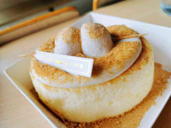 迦南(下沙宝龙城市广场店)-"重度甜品爱好者迷了咖啡探甜品频率也低了