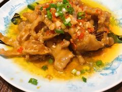蒜香鸡脚-浩海火烧云傣家菜(京广店)