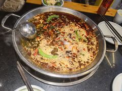 -小饕荟雅安贡椒鱼鲜馆(广福桥店)