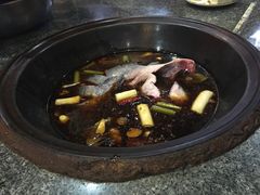 -忆乡情铁锅炖鱼饭店(延庆店)