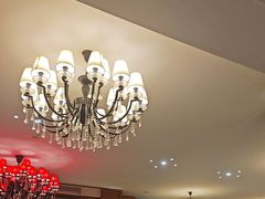 -鹏城人家海鲜酒家·23年老字号(较场尾店)