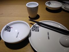 餐具摆设-吕氏疙瘩汤·海鲜新鲁菜(凯德mall新都心店)