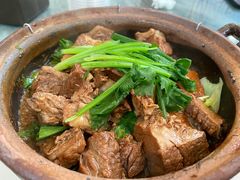 牛腩煲-容里煲仔饭(利丰北路店)