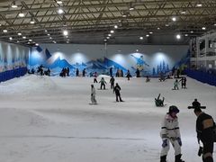 -乔波室内滑雪场