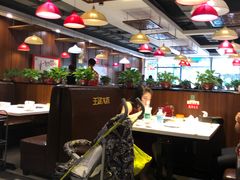 大堂-槐店王婆大虾(双街镇店)